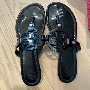 Tory Burch Black Patent Leather Millers Miller Sandals 8.5 M